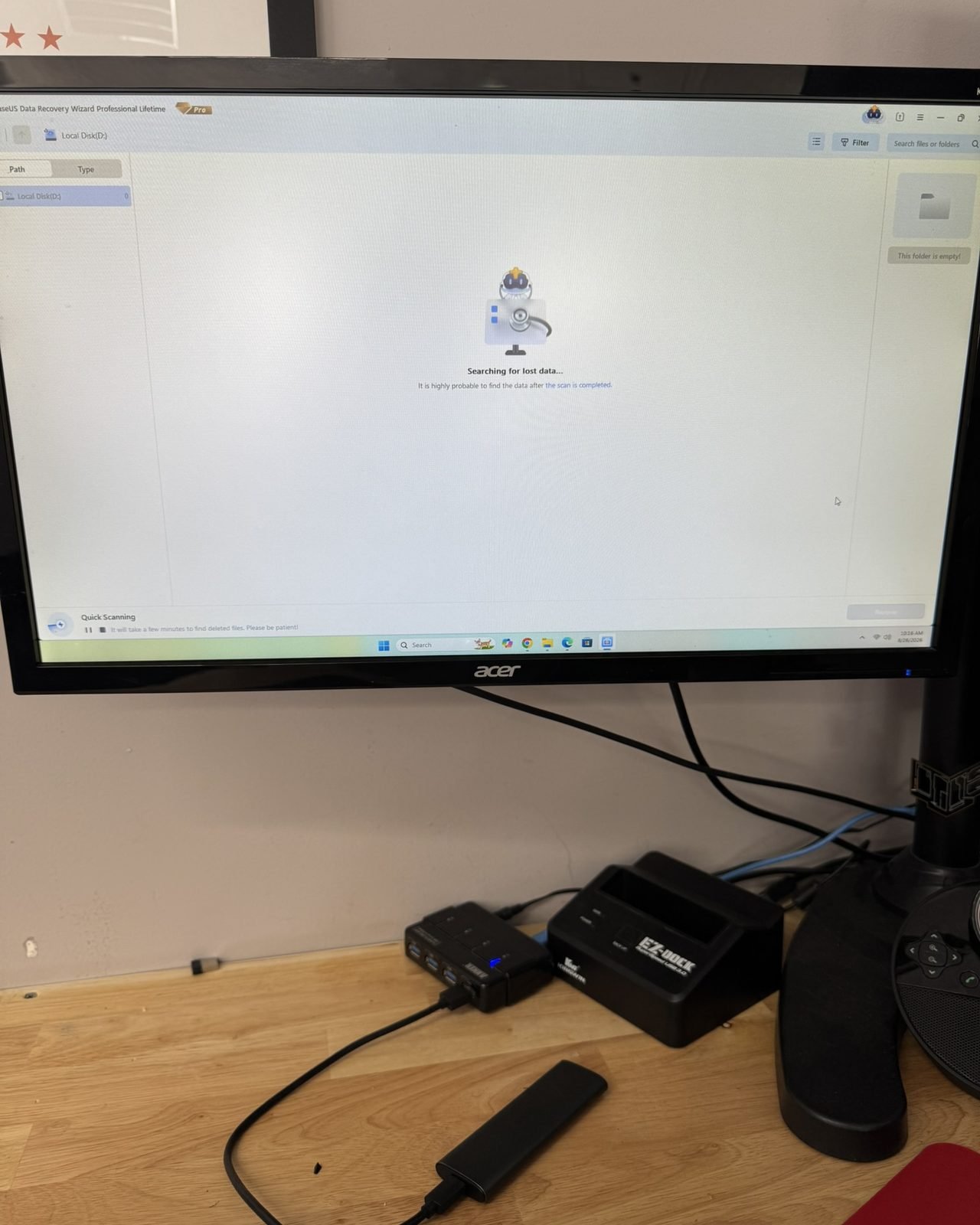 EaseUS Data Recovery Wizard scanning a drive for lost files at iLuvMyGeek in Dallas, GA